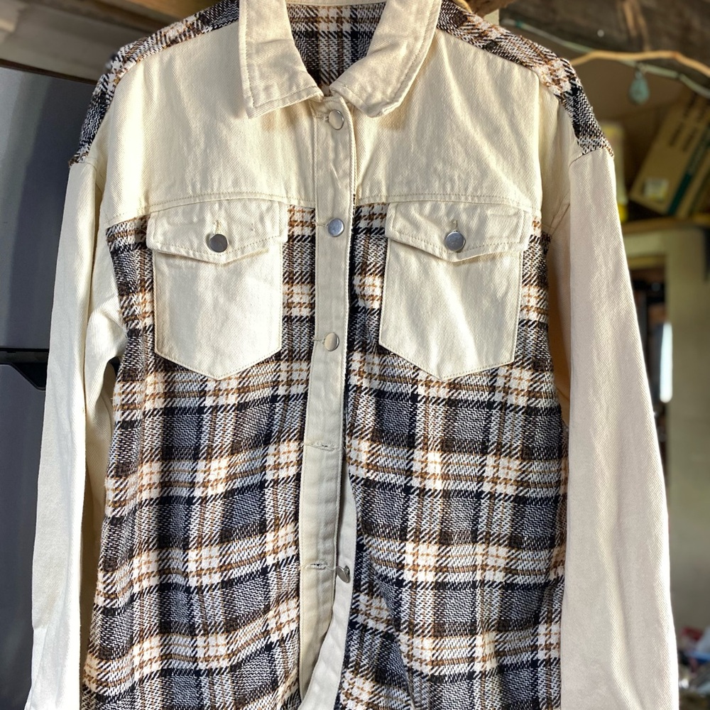 🪴2for10 Plaid Button-Up Jacket🪴